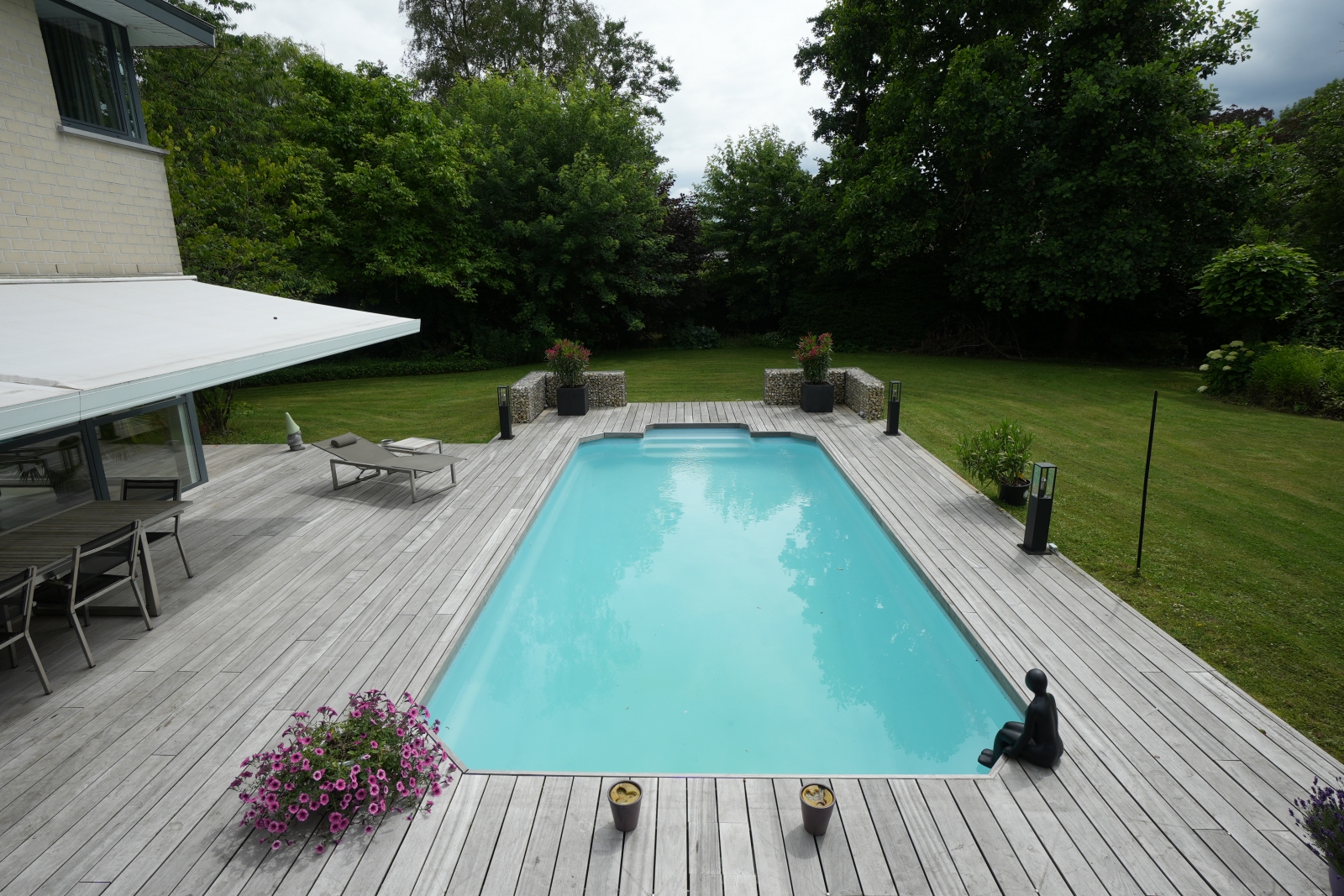 Terrasse à la piscine - Zandhoven (BE) Terrasse en bois Padoek