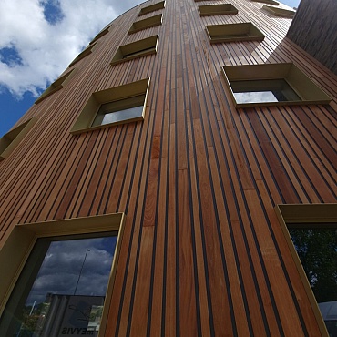 Il CIELO Tower in Kasterlee (BE) Cladding Afzelia 5
